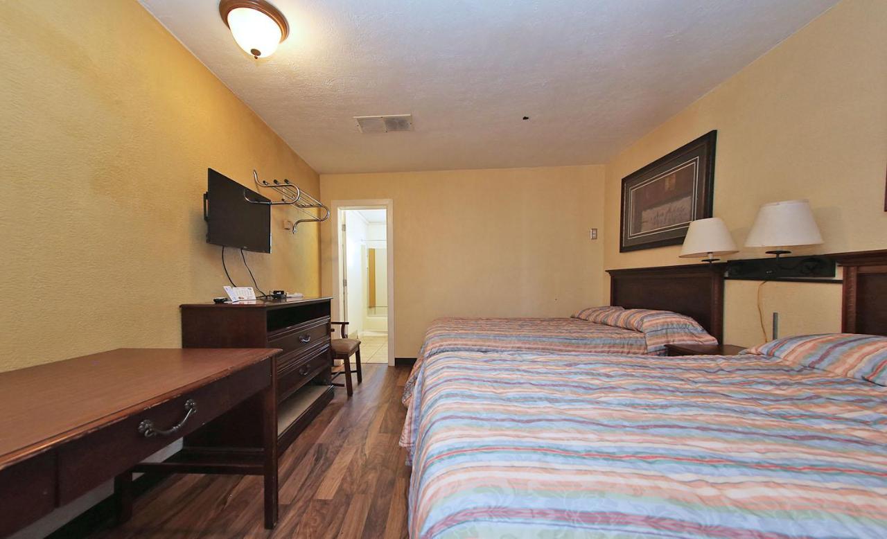 Guest Ranch Motel تشيني المظهر الخارجي الصورة