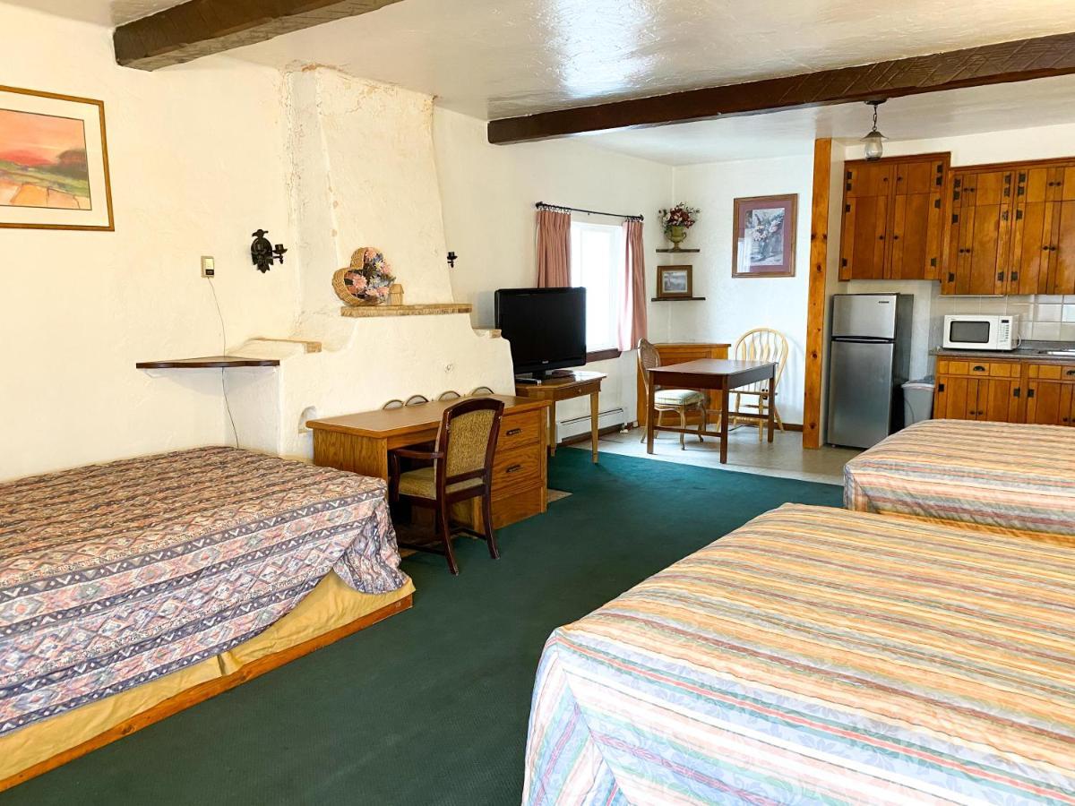 Guest Ranch Motel تشيني المظهر الخارجي الصورة