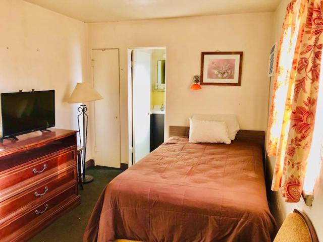 Guest Ranch Motel تشيني المظهر الخارجي الصورة